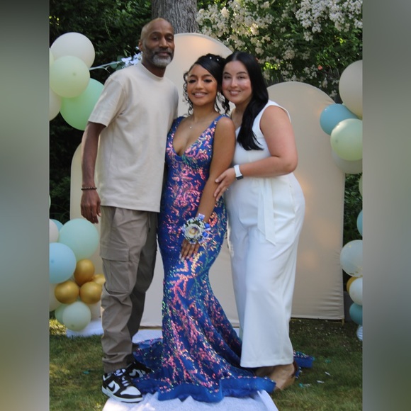 ‼️Meet your Seller/Buyer‼️ - Picture 2 of 12